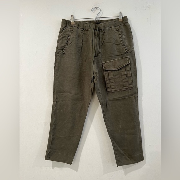 A/X Armani Exchange Pants - ARMANI EXCHANGE Military green pants with 5 pockets, spring-summer, size 32